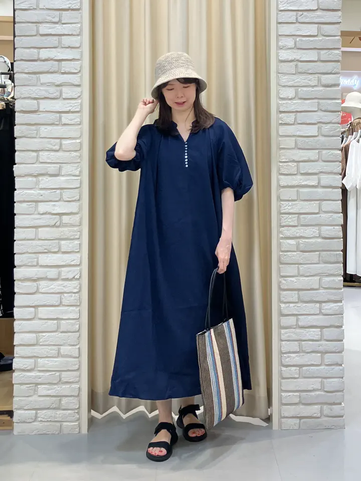 ONWARD CROSSET SELECT 檀 コーディネート画像