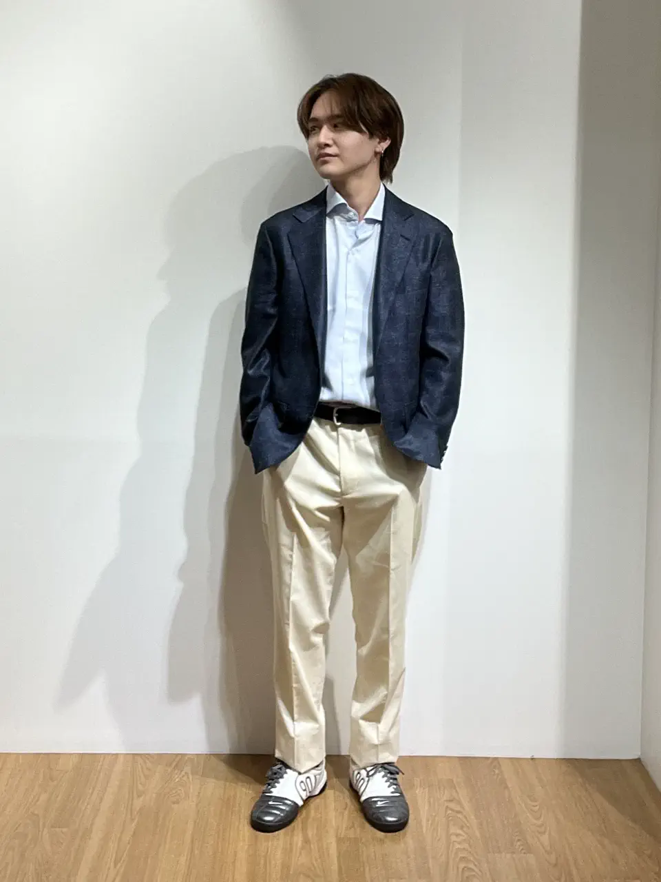  小島 コーディネート画像
