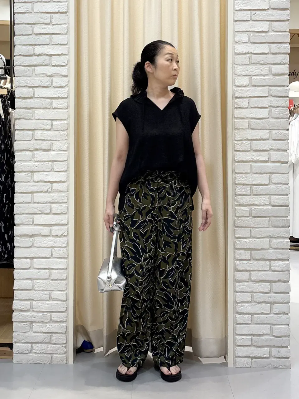ONWARD CROSSET SELECT 中野 コーディネート画像