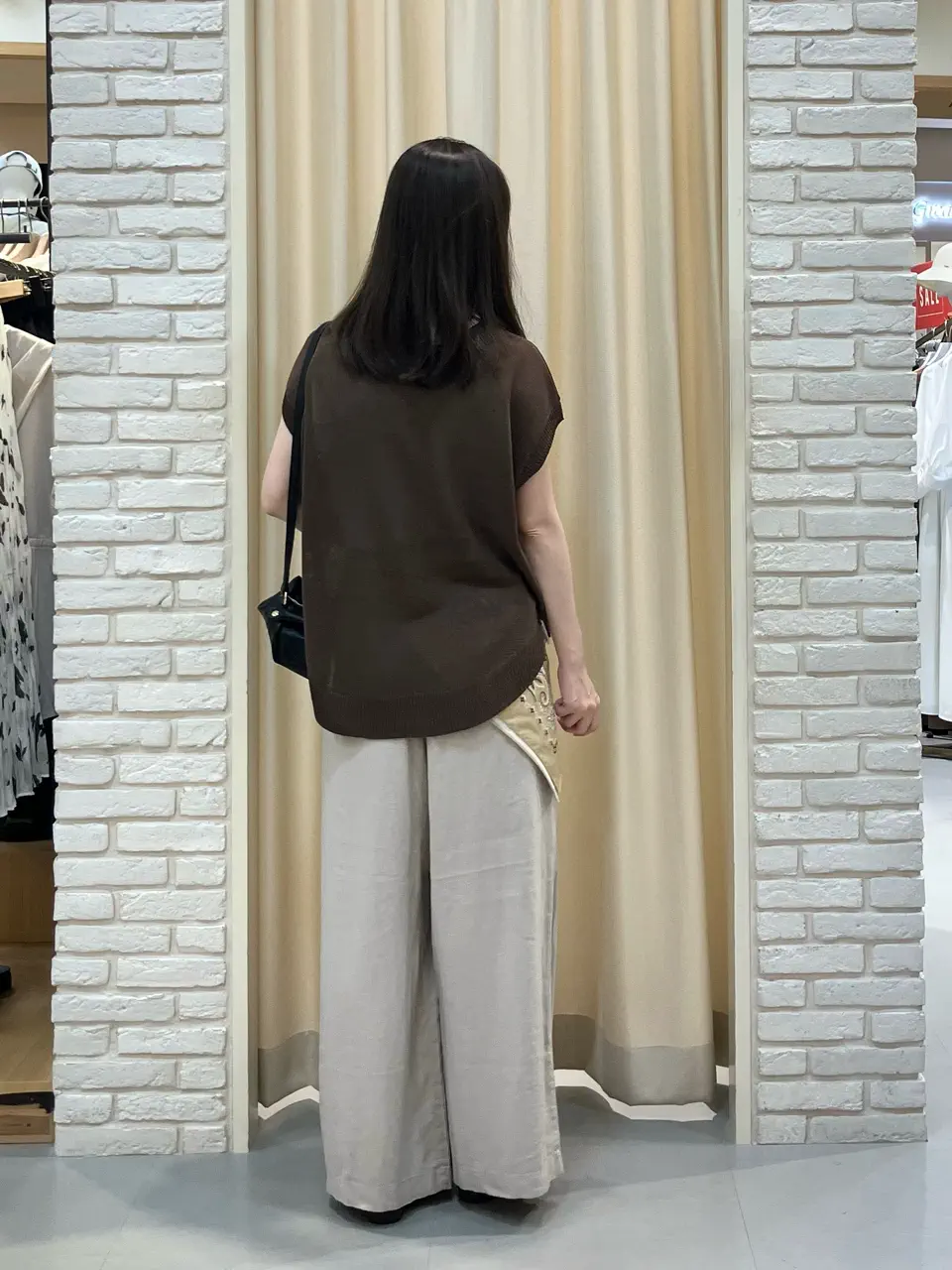 ONWARD CROSSET SELECT 檀 コーディネート画像