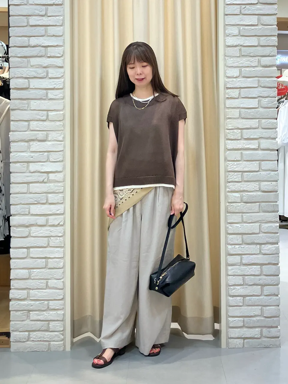 ONWARD CROSSET SELECT 檀 コーディネート画像