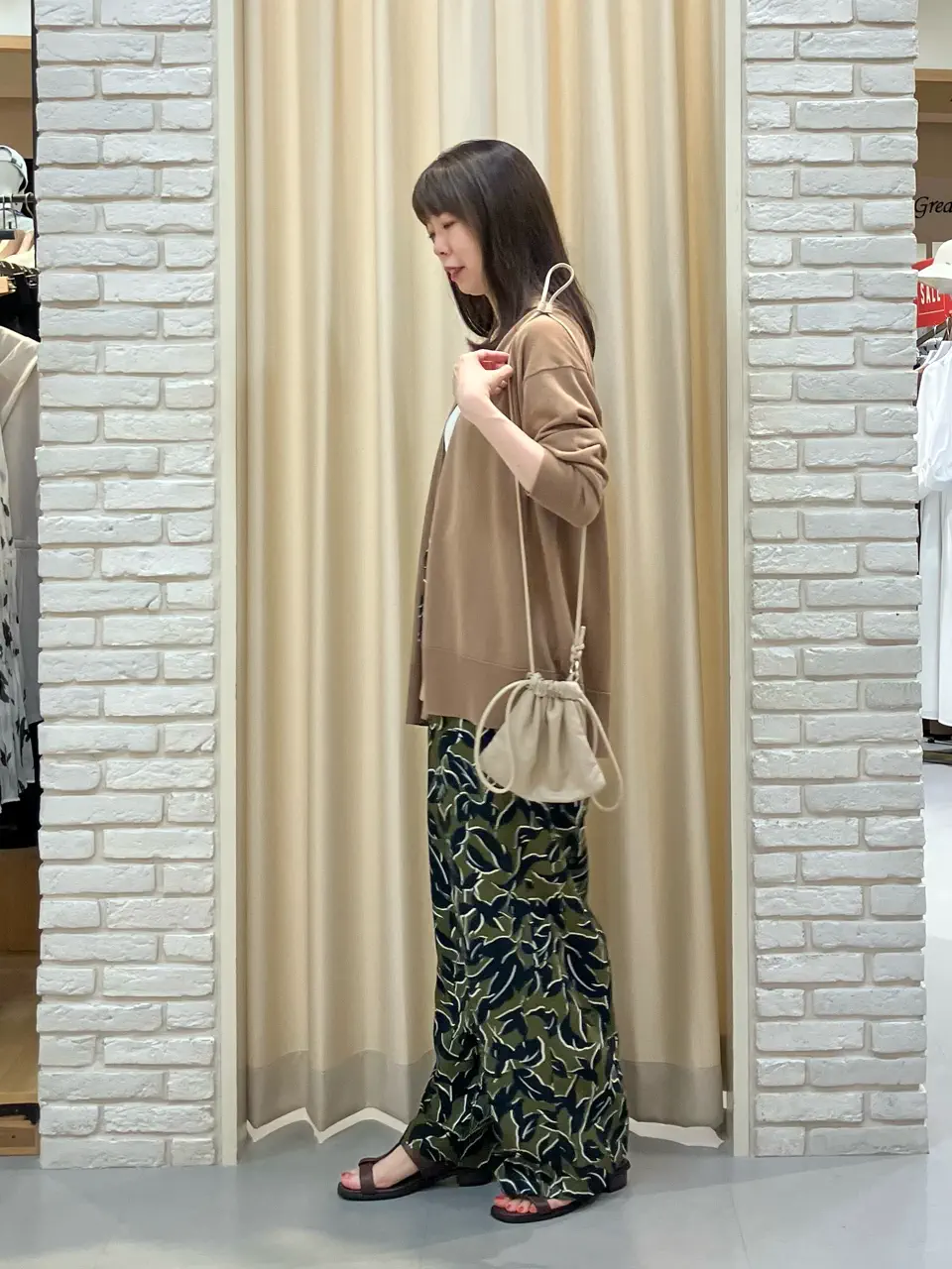 ONWARD CROSSET SELECT 檀 コーディネート画像
