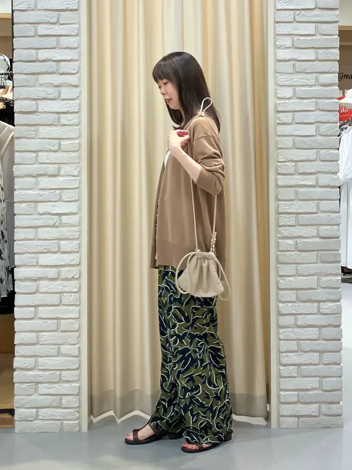 ONWARD CROSSET SELECT 檀 コーディネート画像