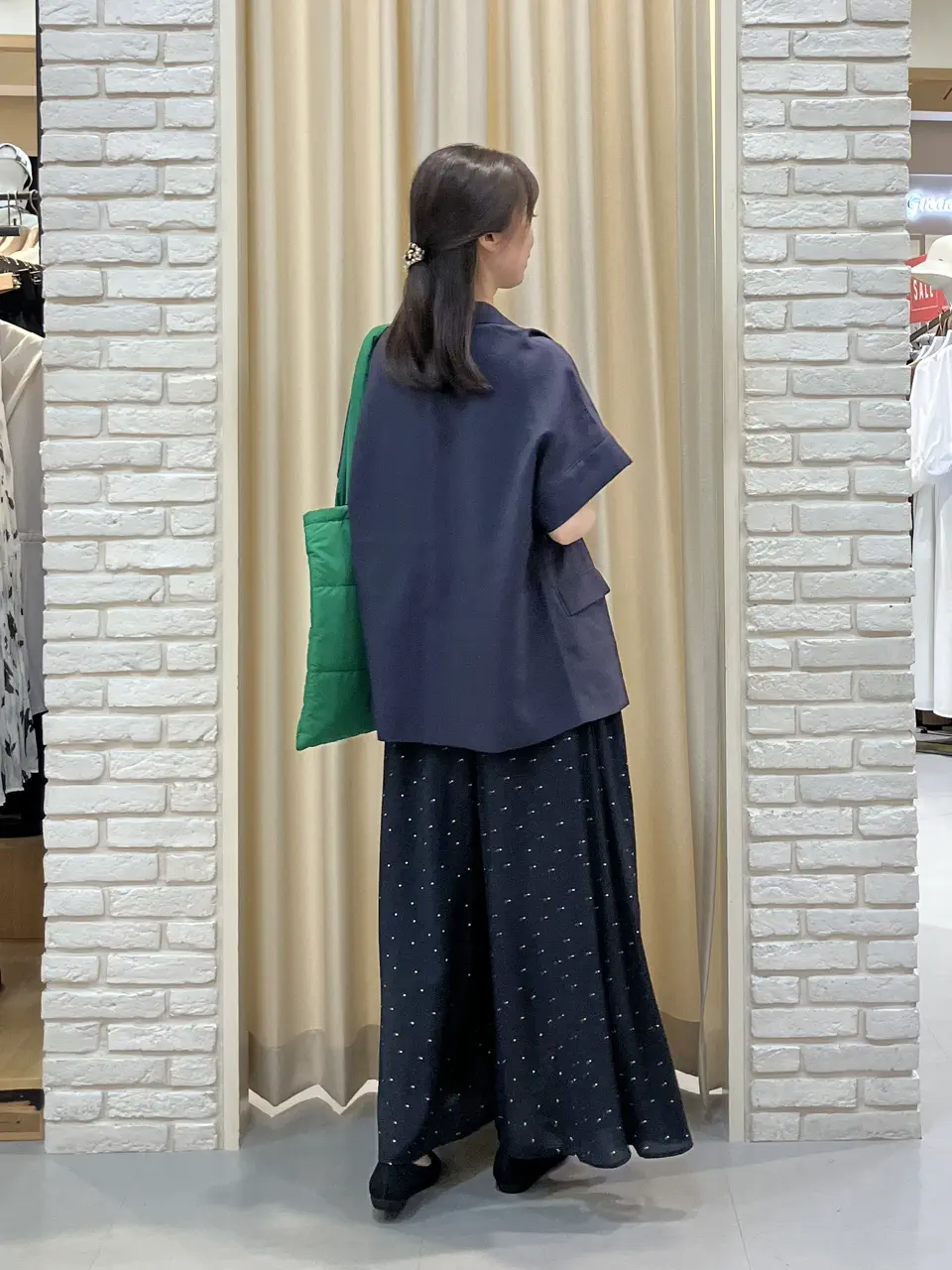 ONWARD CROSSET SELECT 檀 コーディネート画像