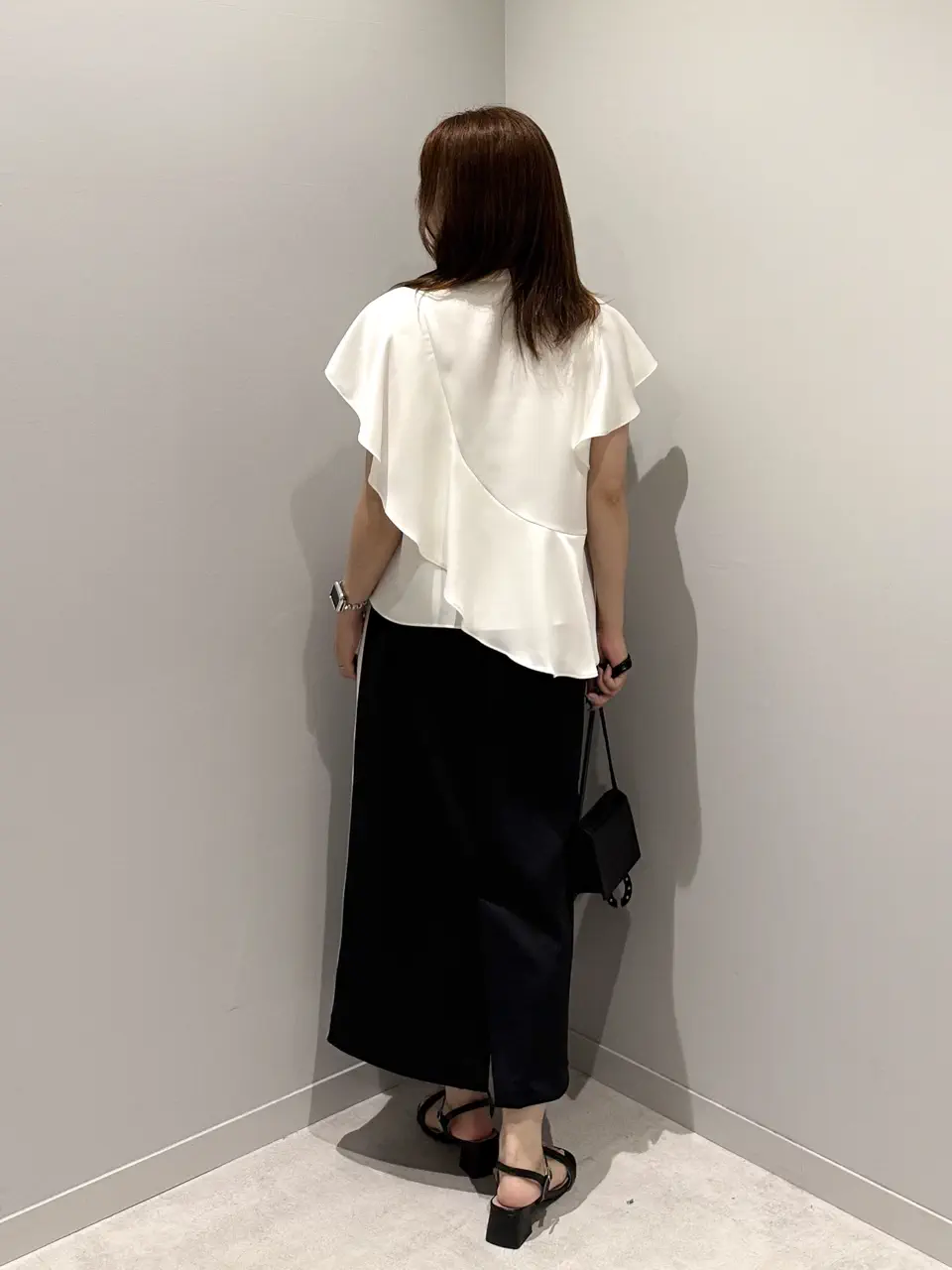 ONWARD CROSSET SELECT Tamura コーディネート画像
