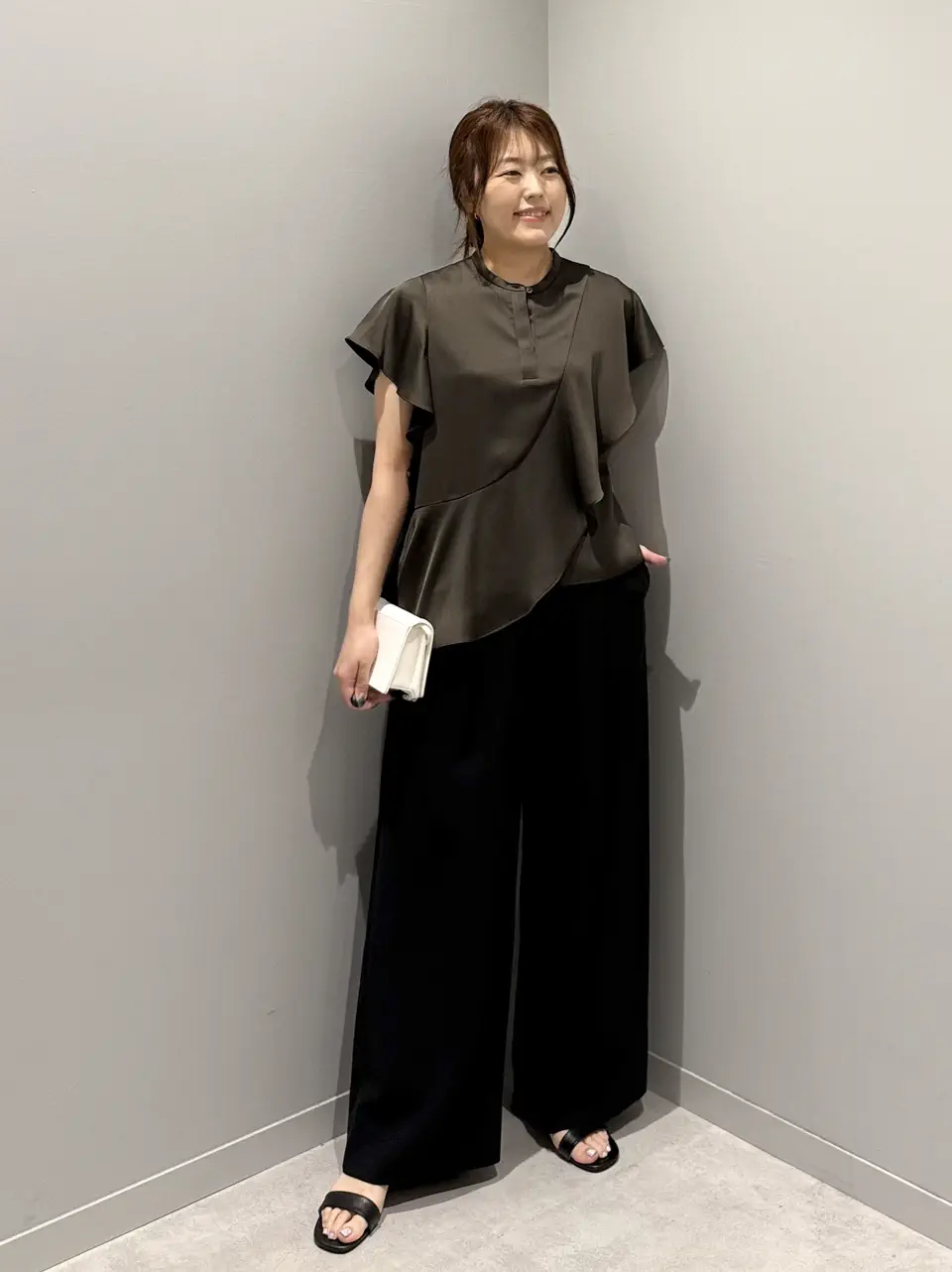 ONWARD CROSSET SELECT Tamura コーディネート画像