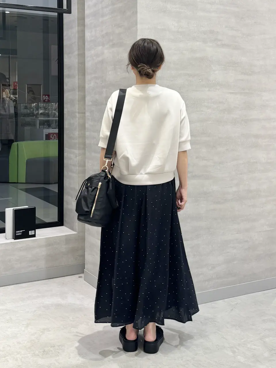 ONWARD CROSSET SELECT SAKAI コーディネート画像