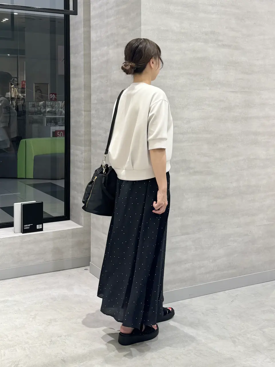 ONWARD CROSSET SELECT SAKAI コーディネート画像