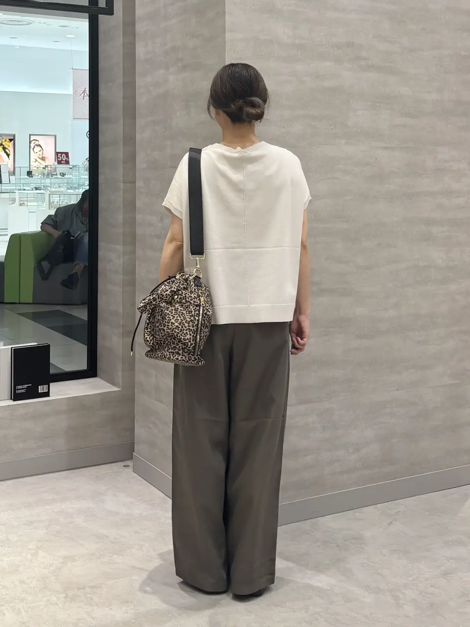 ONWARD CROSSET SELECT SAKAI コーディネート画像