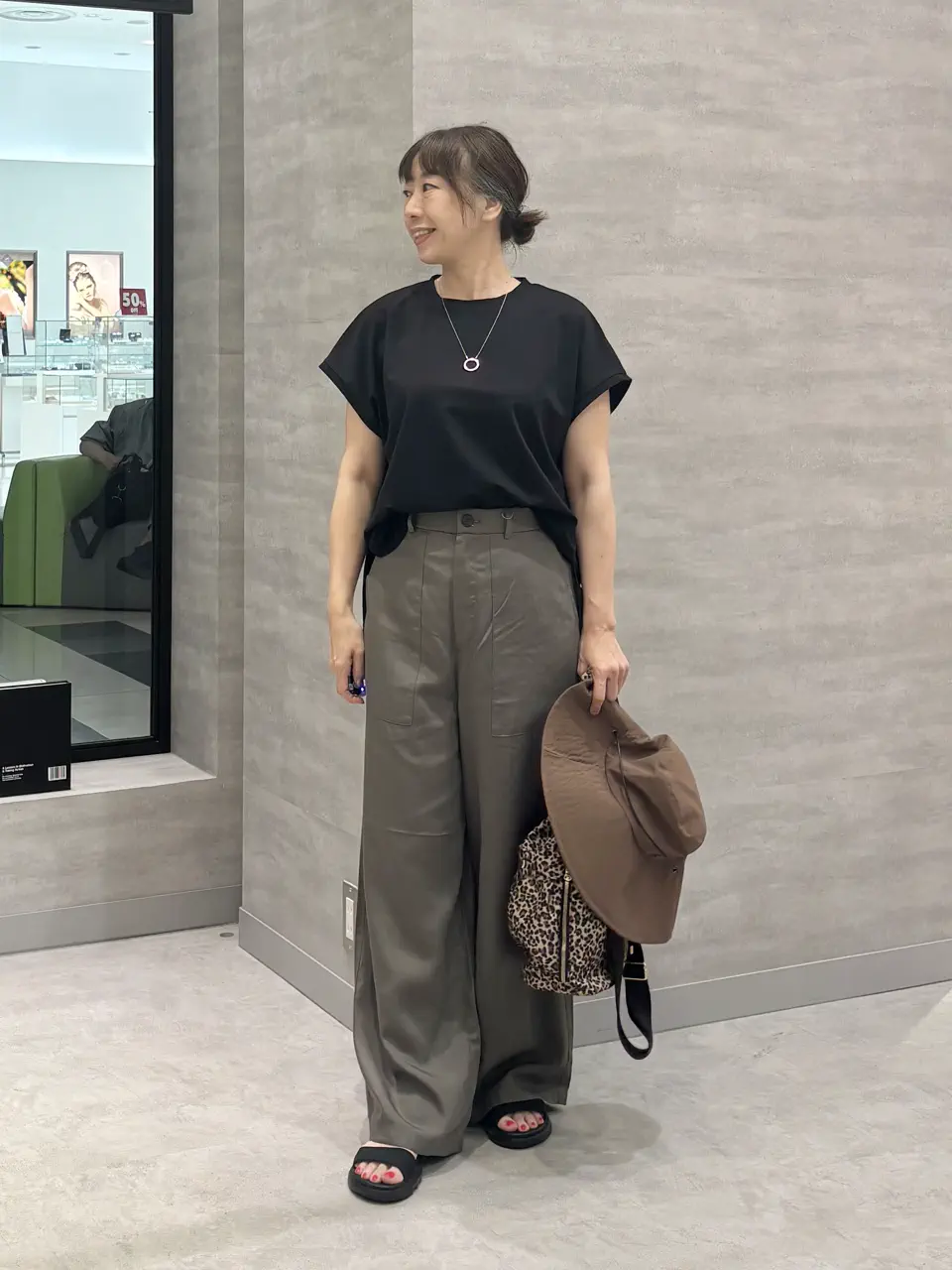  SAKAI コーディネート画像