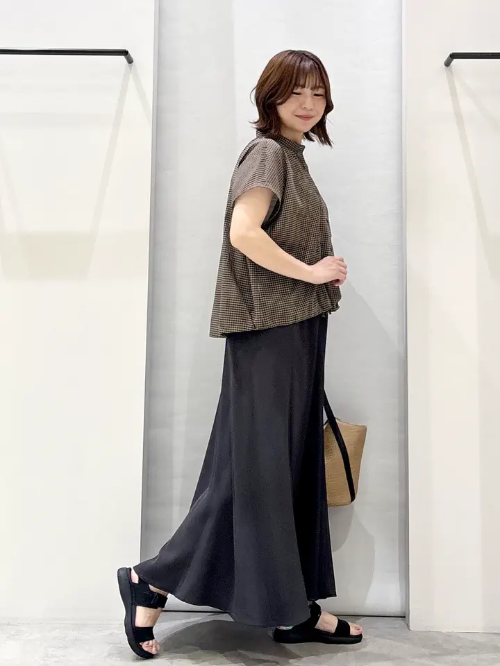 ONWARD CROSSET SELECT 横田 コーディネート画像
