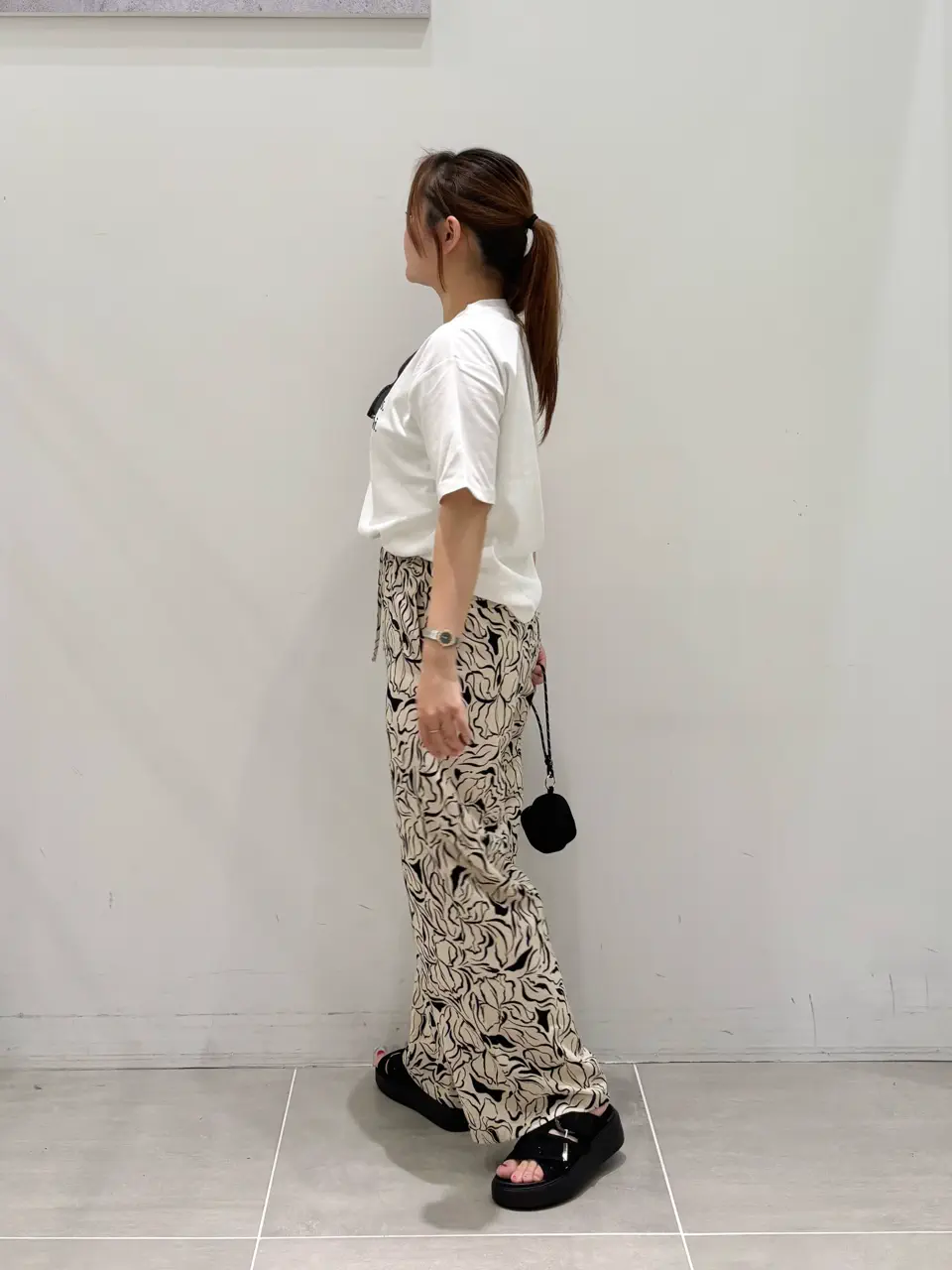 ONWARD CROSSET SELECT 西原 コーディネート画像