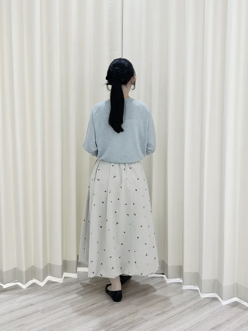ONWARD CROSSET SELECT HANA コーディネート画像