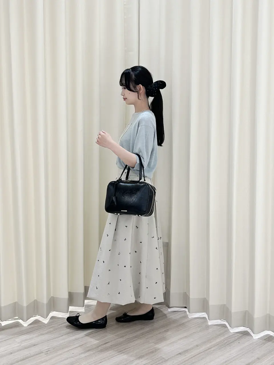 ONWARD CROSSET SELECT HANA コーディネート画像