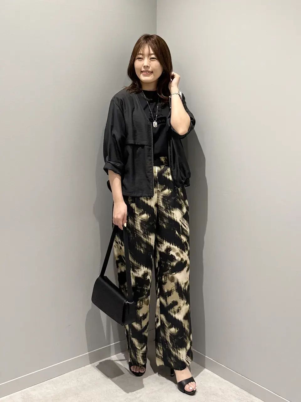 ONWARD CROSSET SELECT Tamura コーディネート画像