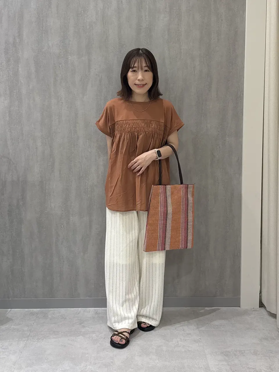 ONWARD CROSSET SELECT 若松 コーディネート画像