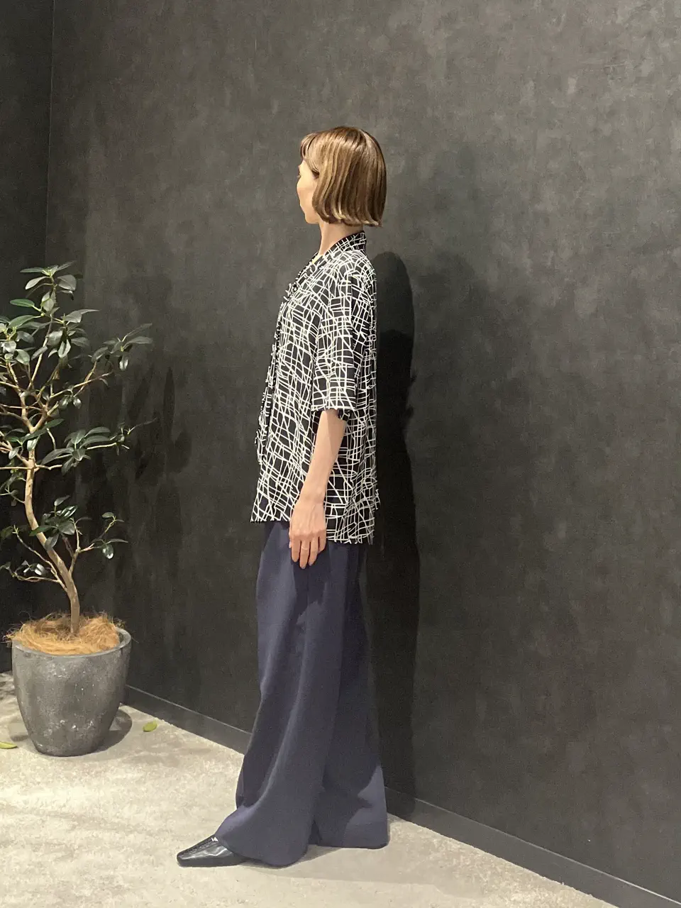 ONWARD CROSSET SELECT 阿部 コーディネート画像