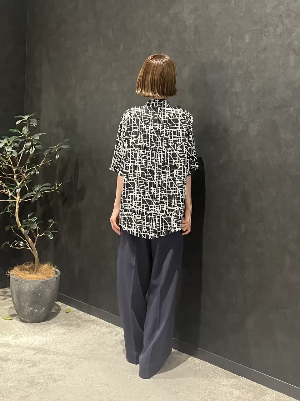 ONWARD CROSSET SELECT 阿部 コーディネート画像