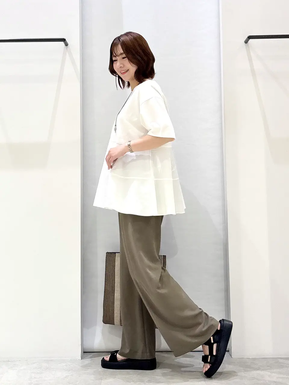 ONWARD CROSSET SELECT 横田 コーディネート画像