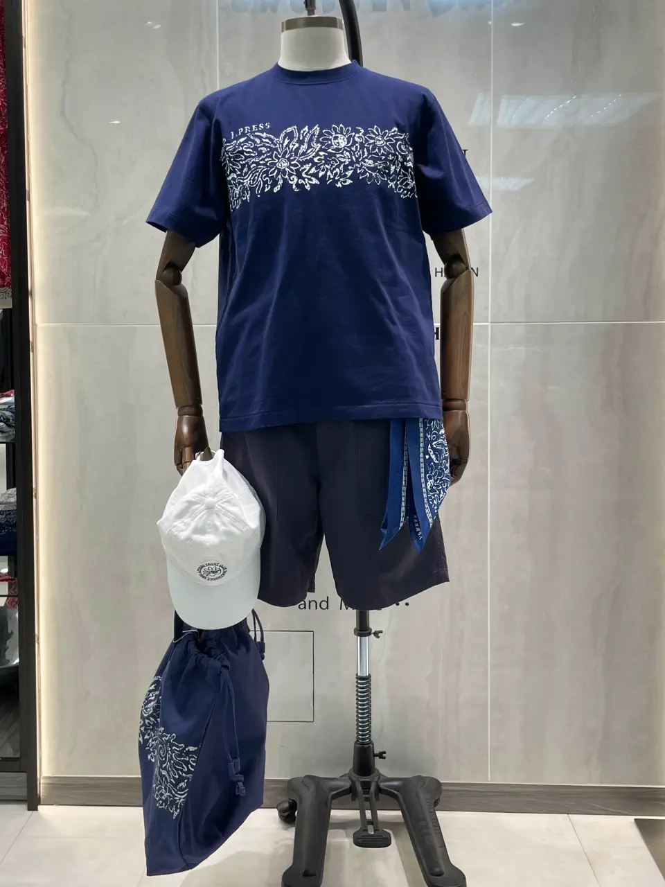  及川 コーディネート画像