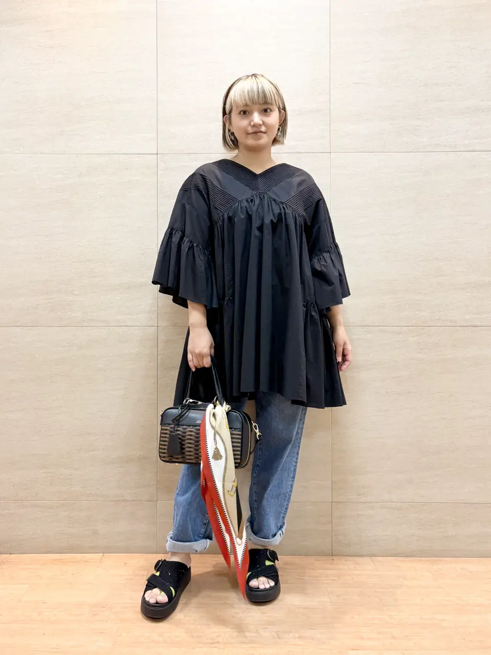 ONWARD CROSSET SELECT 佐藤 コーディネート画像