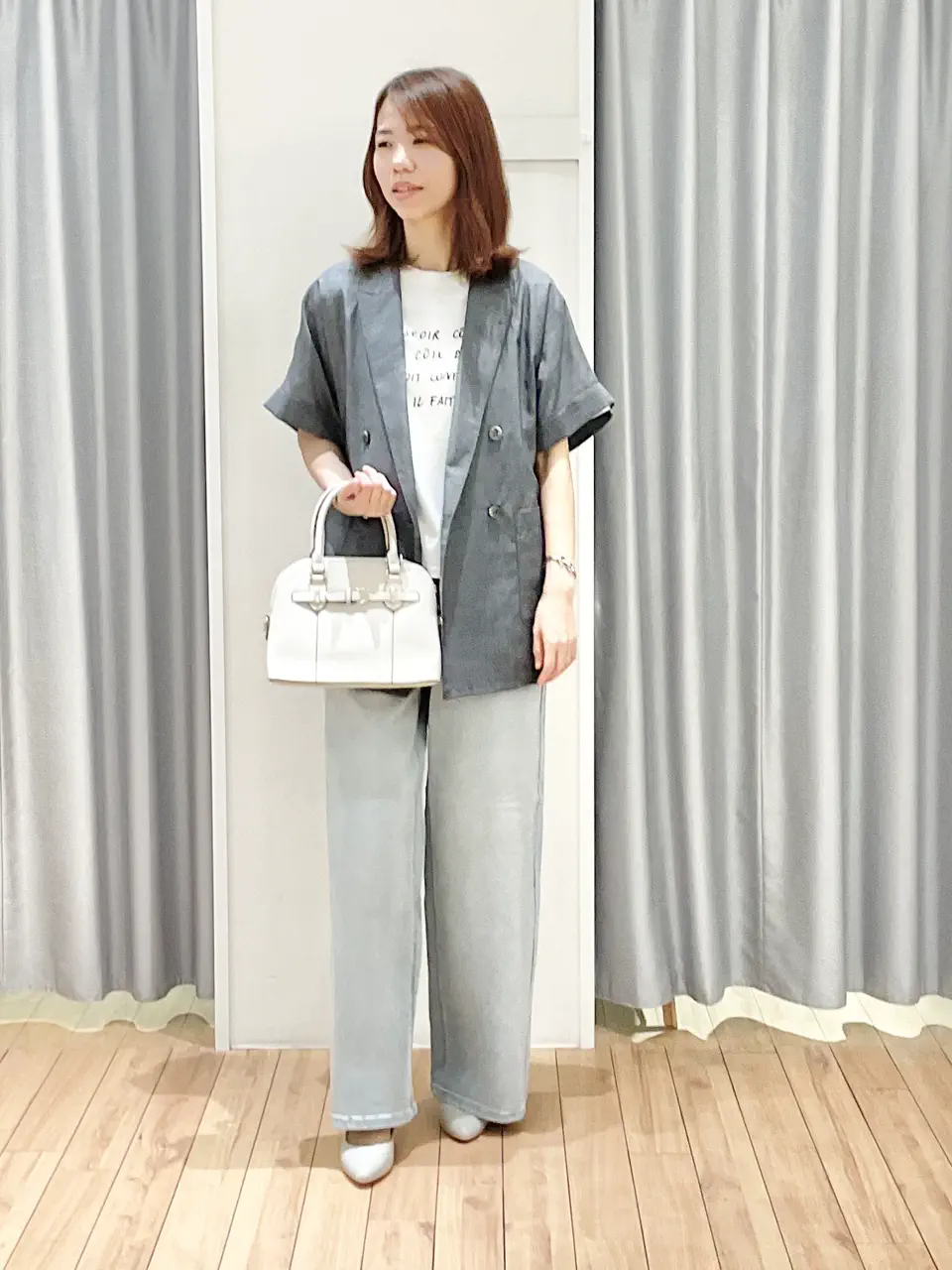  IZUMI コーディネート画像