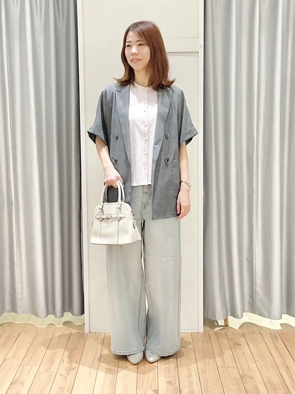  IZUMI コーディネート画像