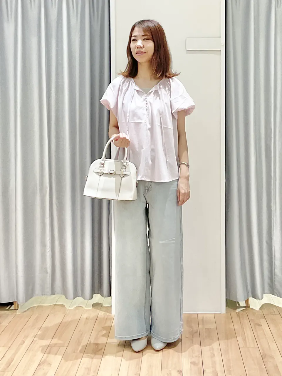  IZUMI コーディネート画像