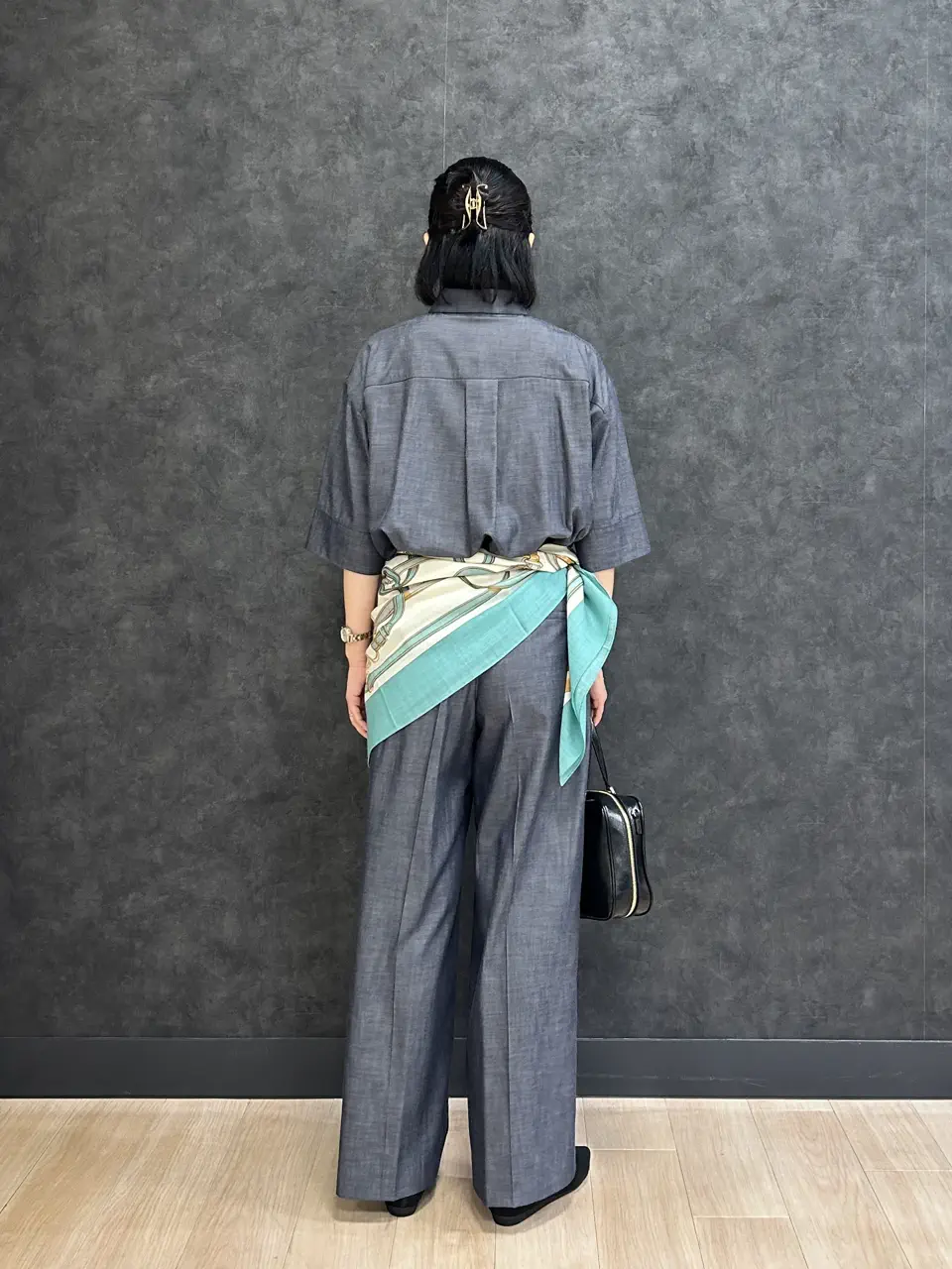 ONWARD CROSSET SELECT 鈴木 コーディネート画像