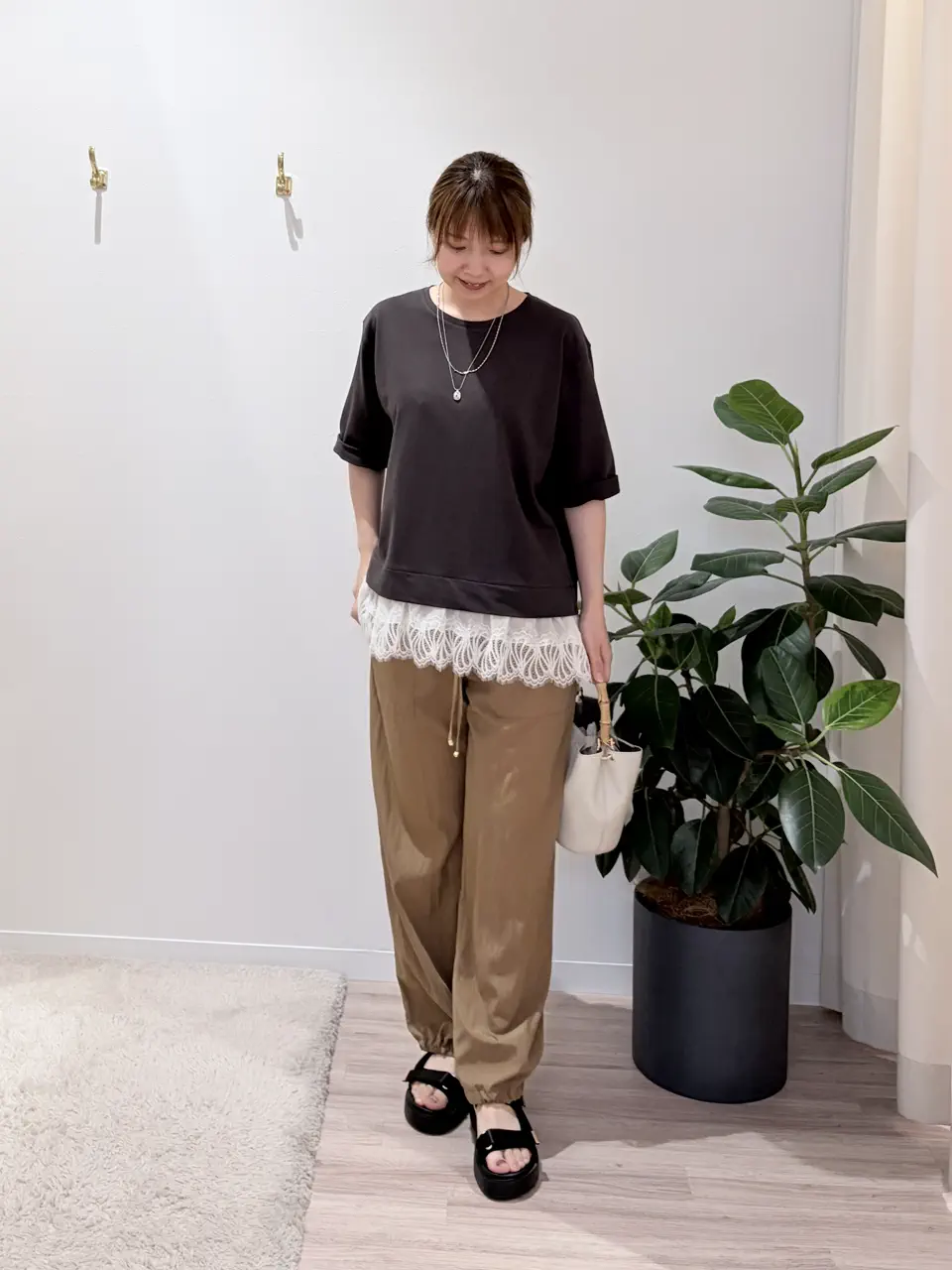  やの コーディネート画像