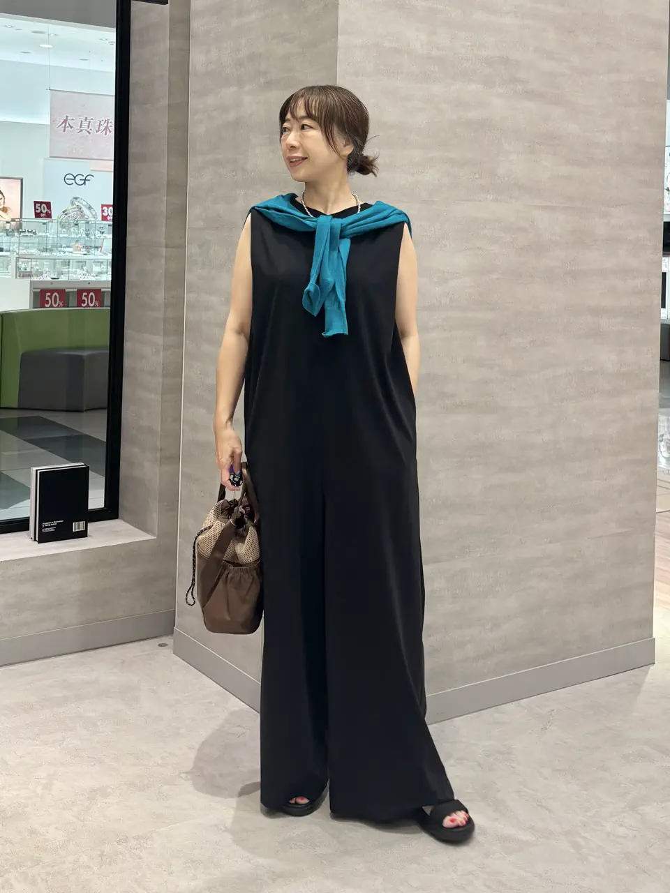  SAKAI コーディネート画像