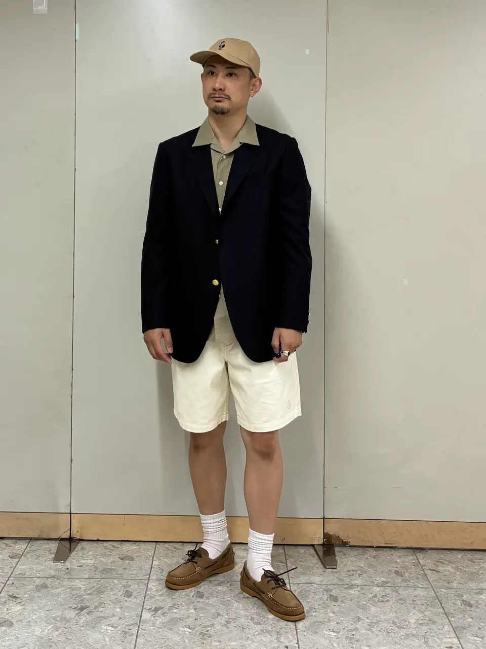  Y.I コーディネート画像