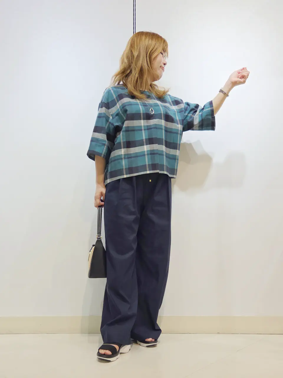 ONWARD CROSSET SELECT 中野 コーディネート画像