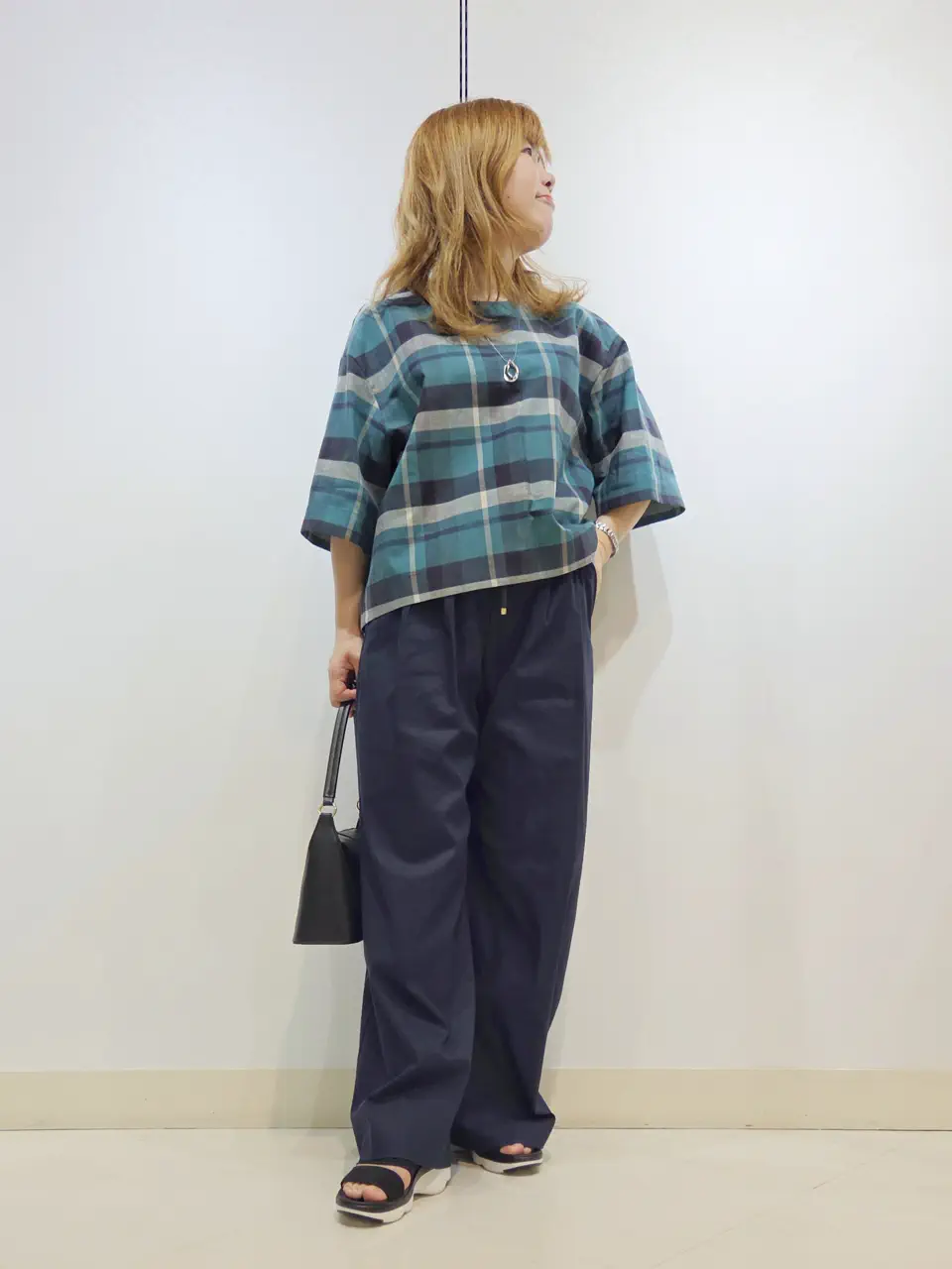 ONWARD CROSSET SELECT 中野 コーディネート画像