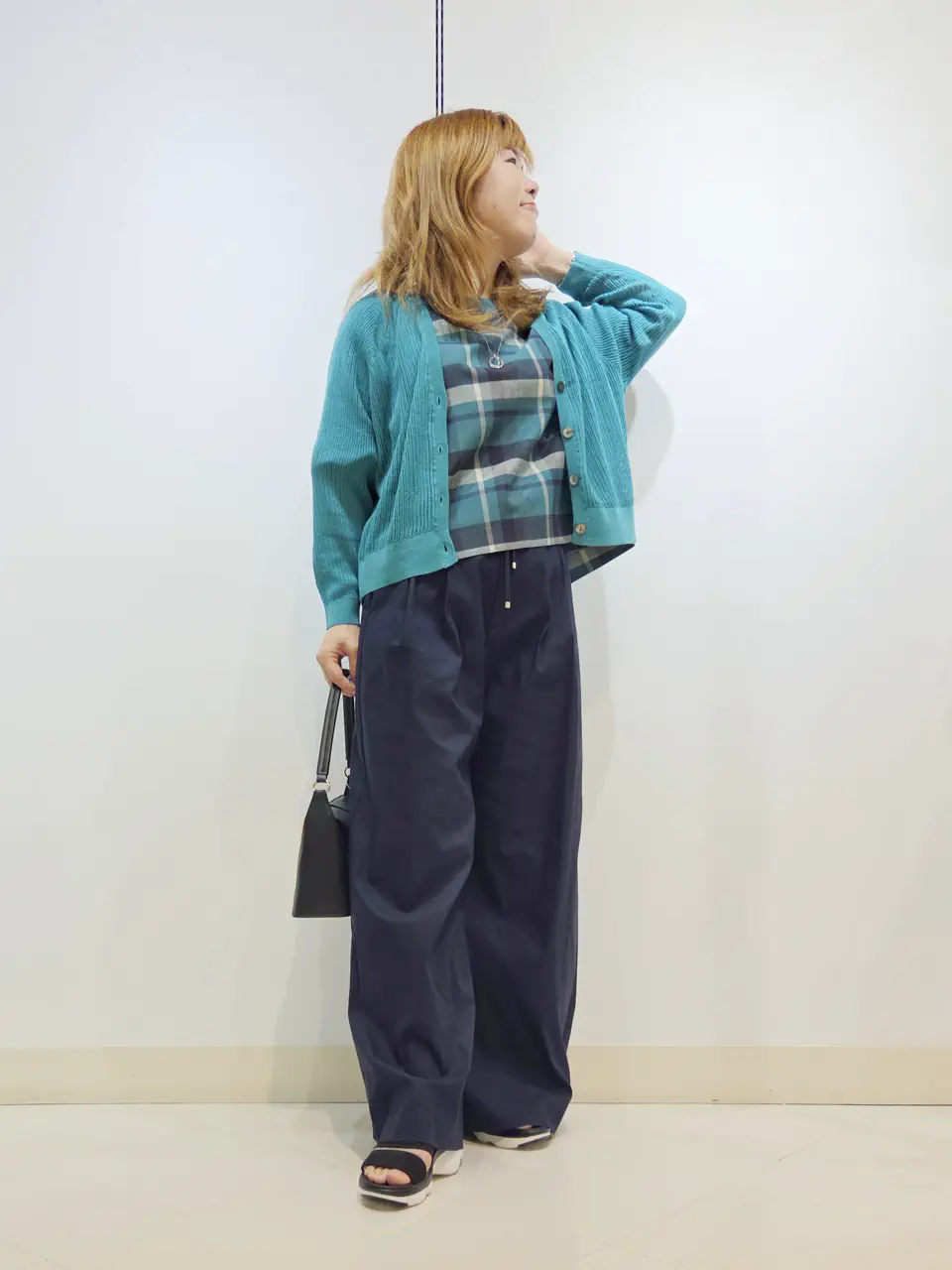 ONWARD CROSSET SELECT 中野 コーディネート画像