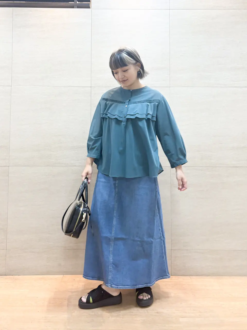 ONWARD CROSSET SELECT 佐藤 コーディネート画像