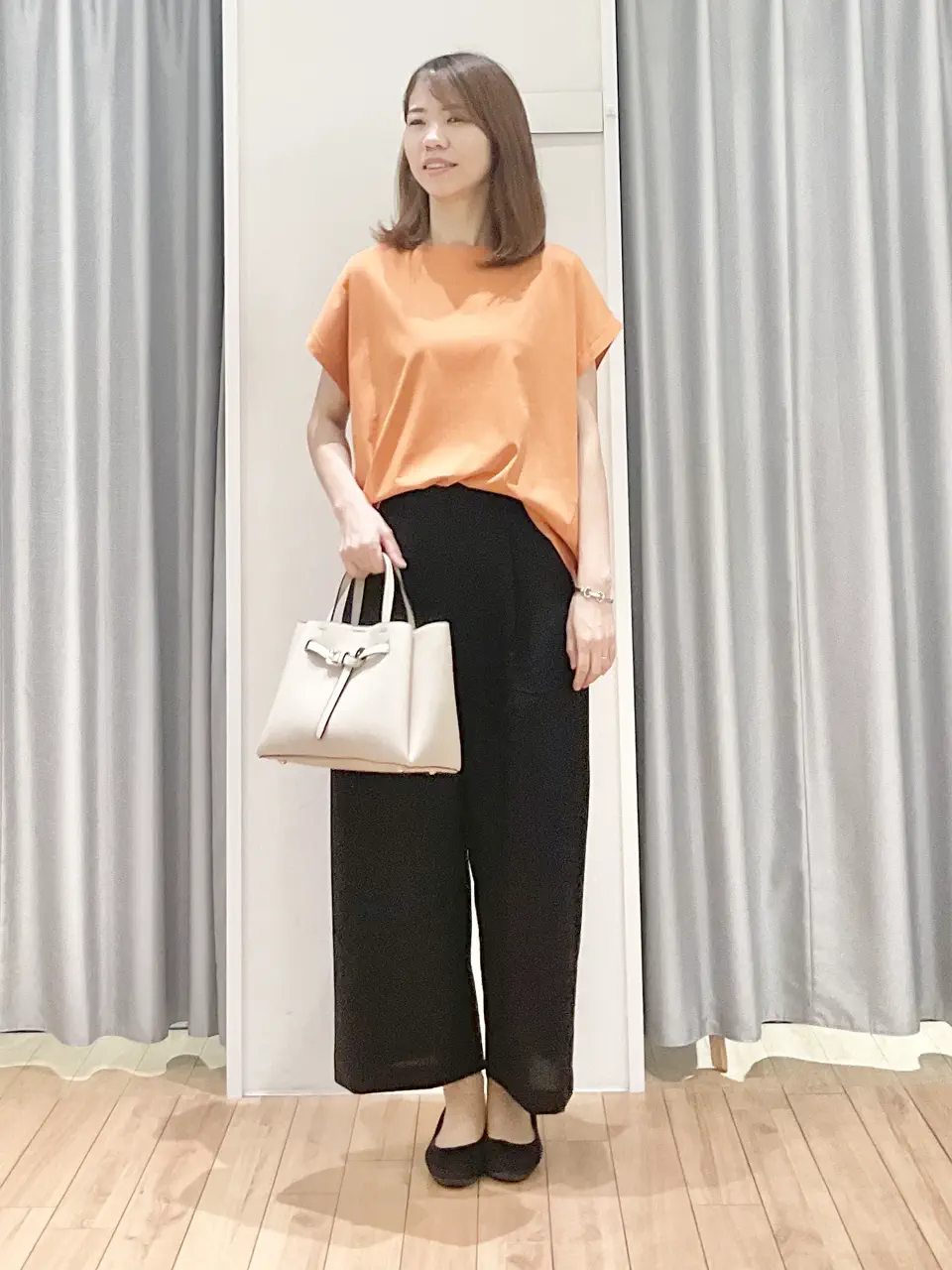  IZUMI コーディネート画像