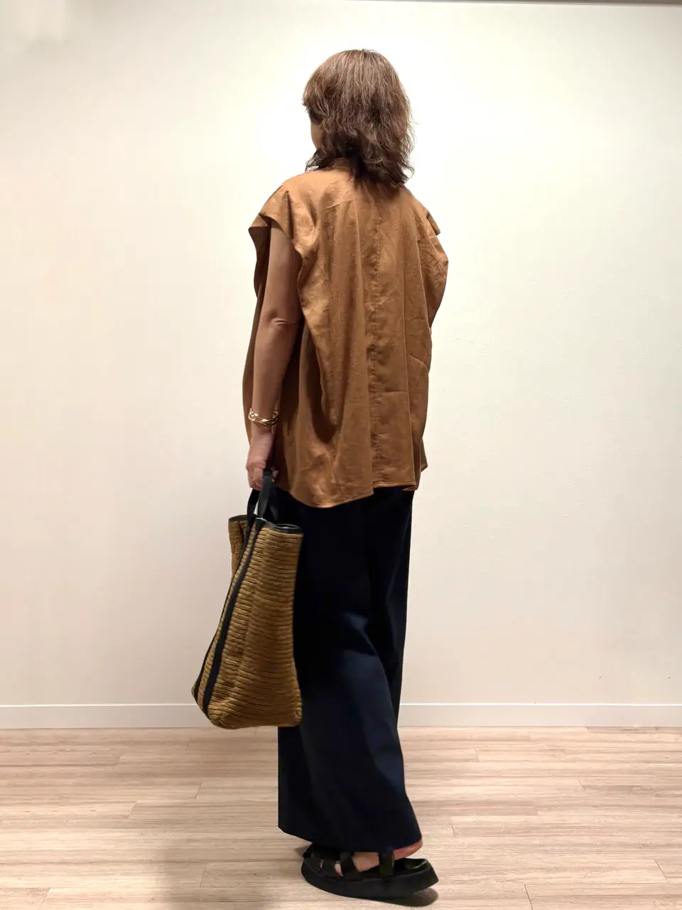 ONWARD CROSSET SELECT 照木 コーディネート画像