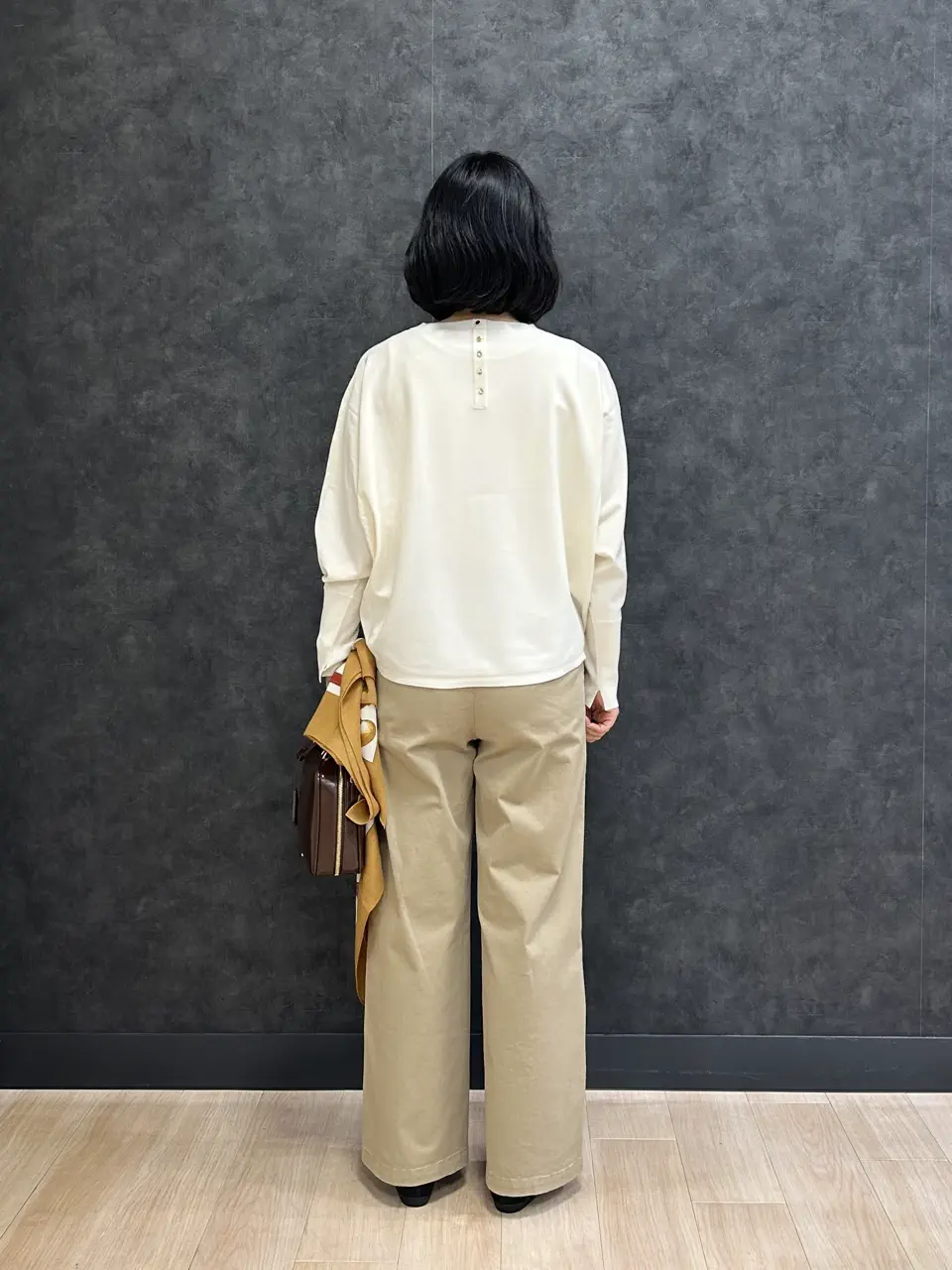 ONWARD CROSSET SELECT 鈴木 コーディネート画像