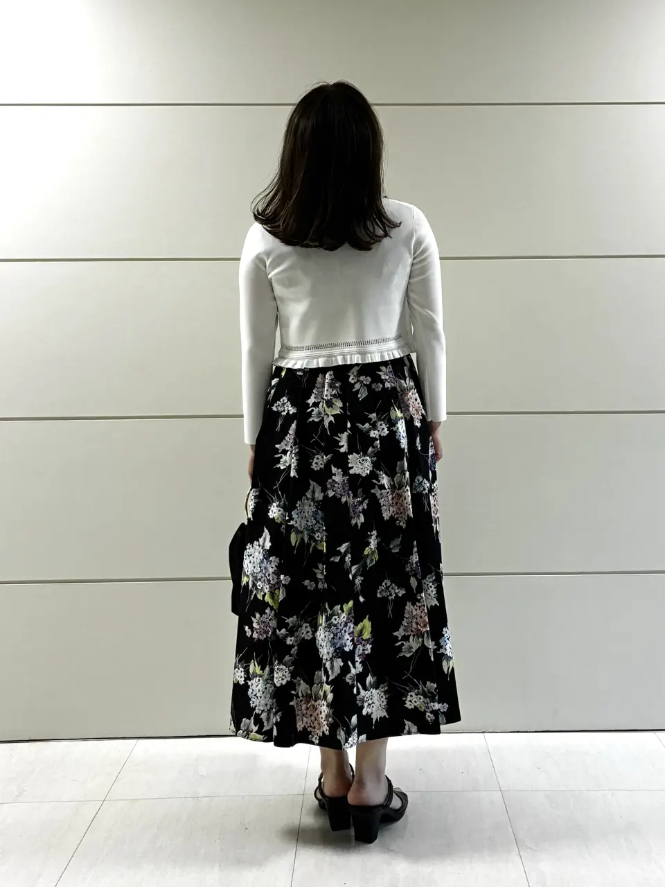 ONWARD CROSSET SELECT ハナ コーディネート画像