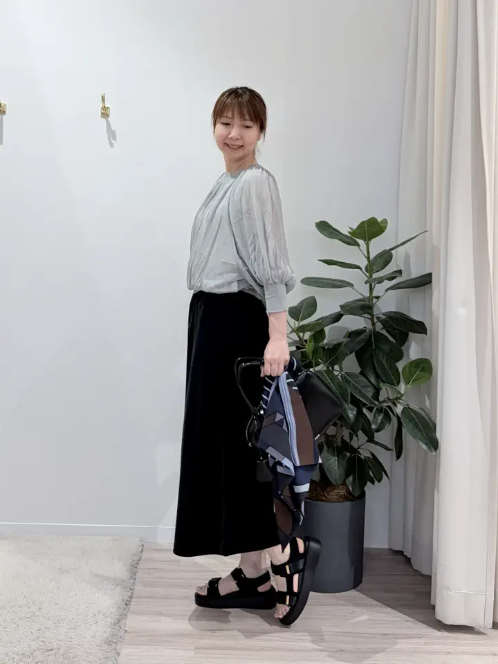 ONWARD CROSSET SELECT やの コーディネート画像