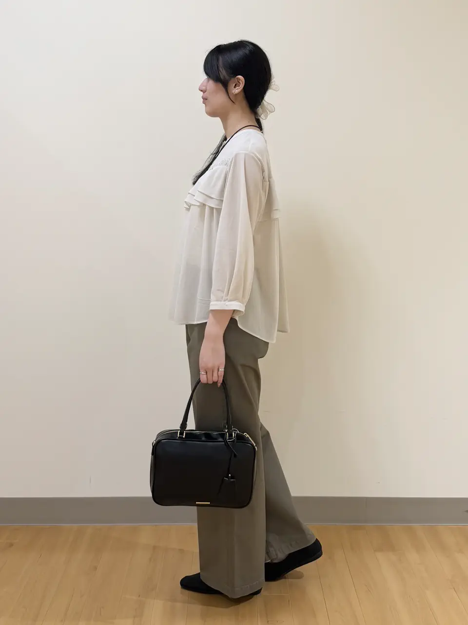 ONWARD CROSSET SELECT Aina コーディネート画像