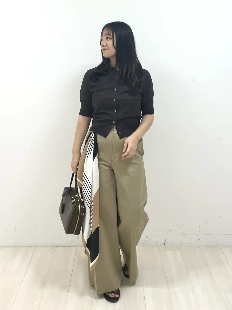 ONWARD CROSSET SELECT 森 コーディネート画像