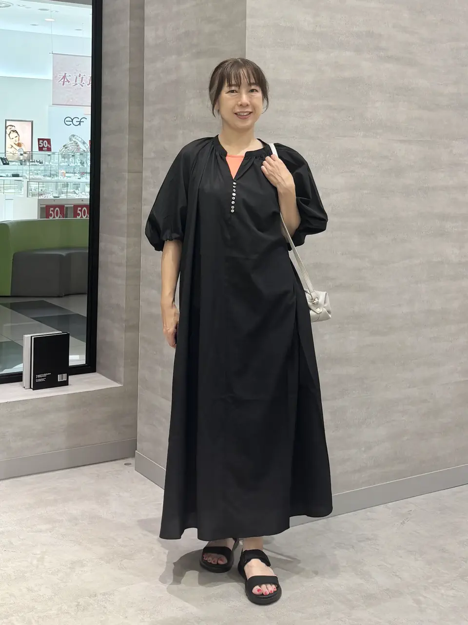  SAKAI コーディネート画像