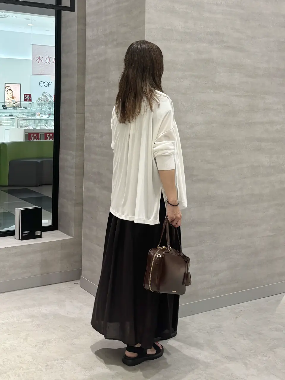 ONWARD CROSSET SELECT SAKAI コーディネート画像