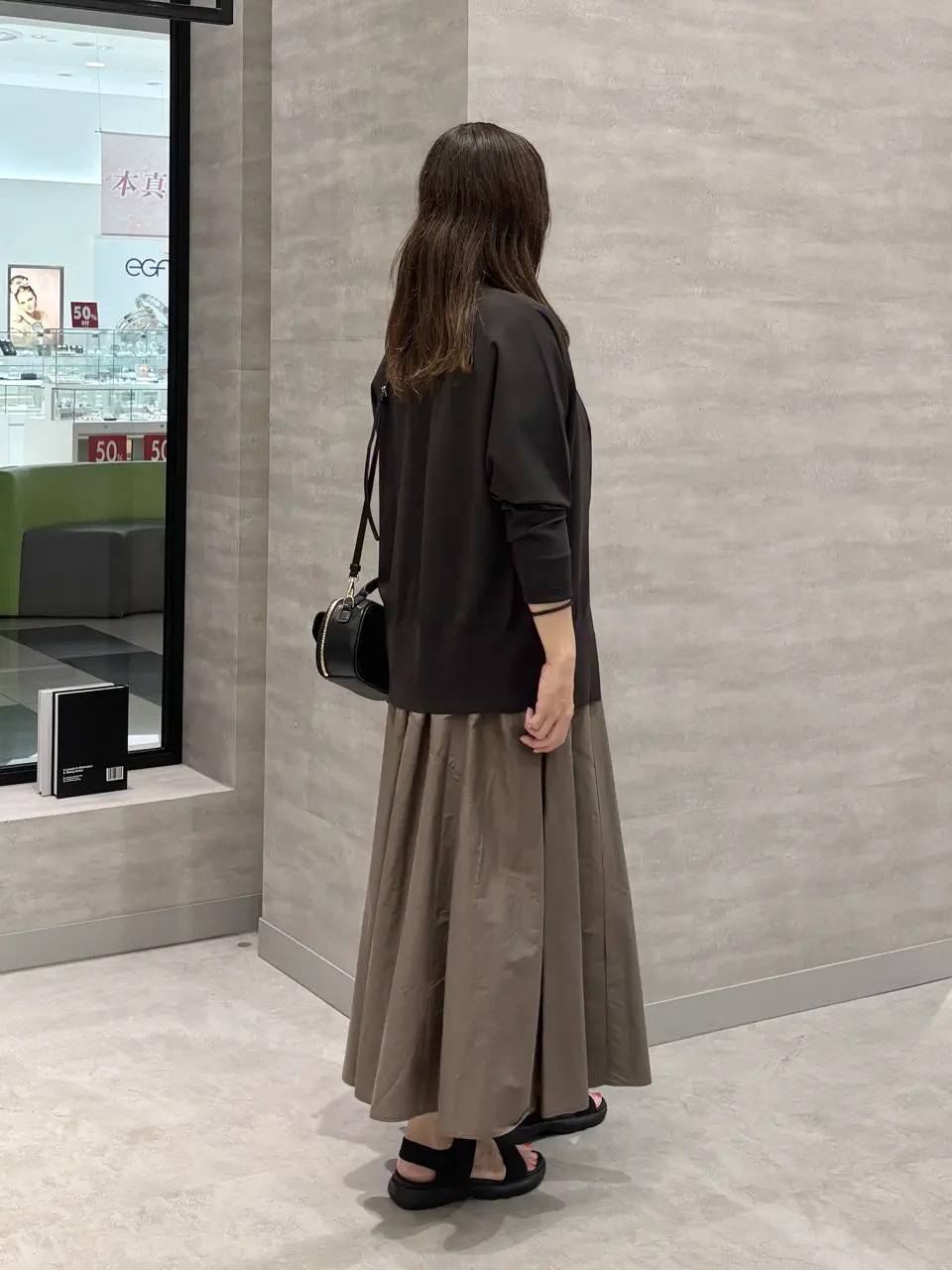 ONWARD CROSSET SELECT SAKAI コーディネート画像