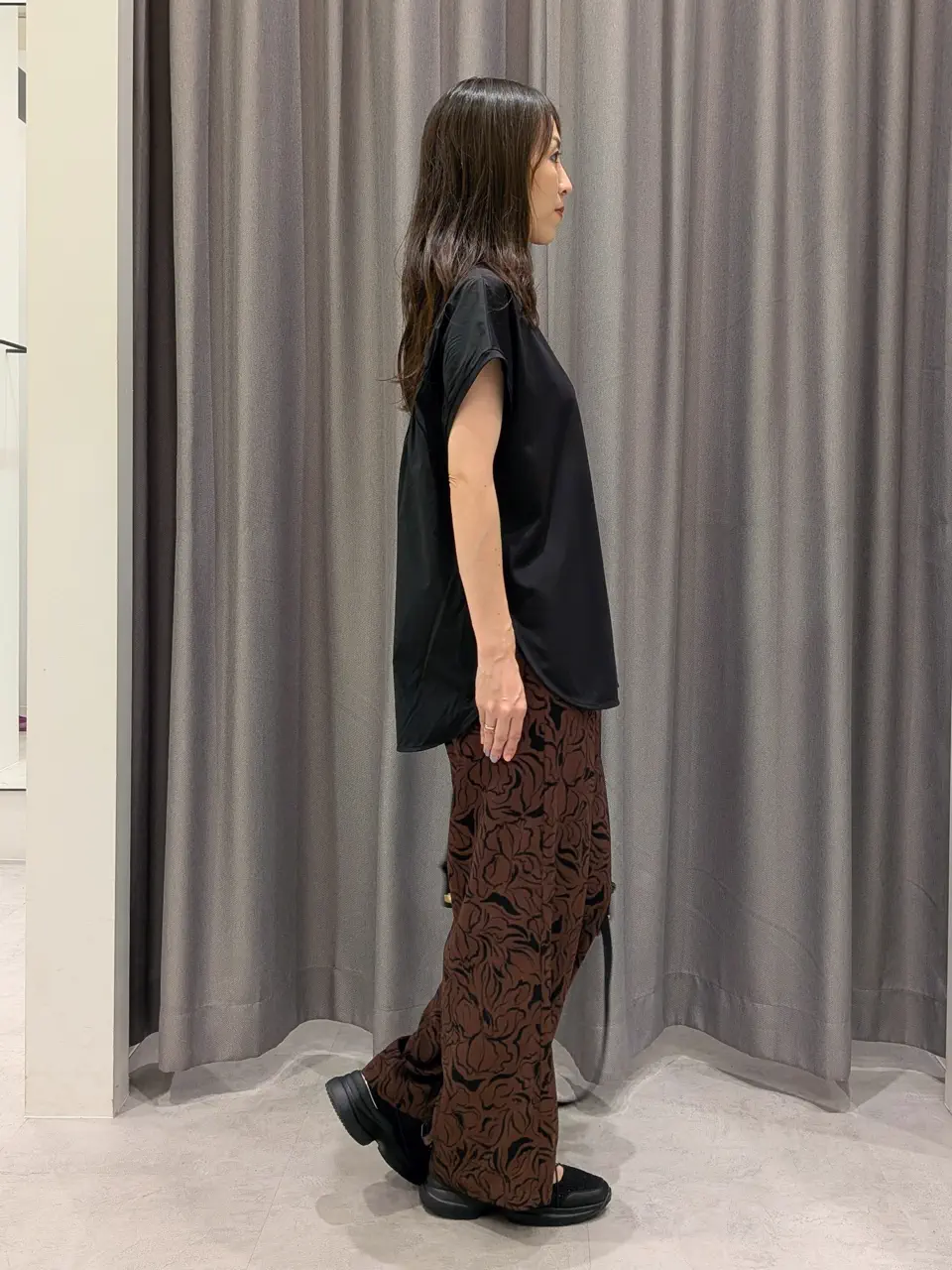 ONWARD CROSSET SELECT 浅岡 コーディネート画像