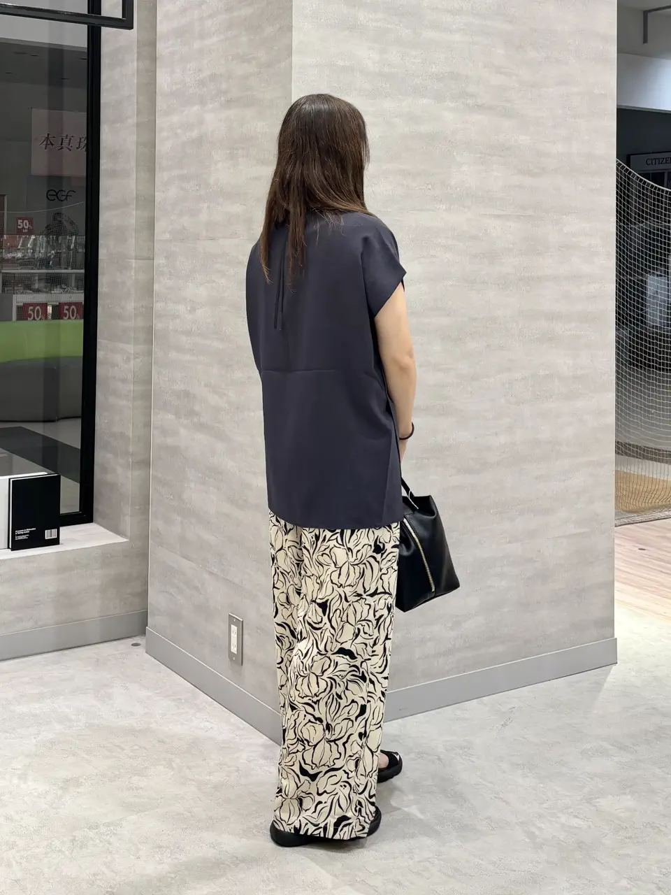 ONWARD CROSSET SELECT SAKAI コーディネート画像