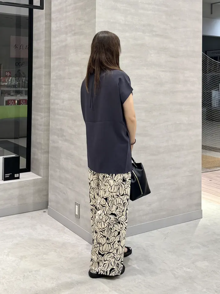 ONWARD CROSSET SELECT SAKAI コーディネート画像
