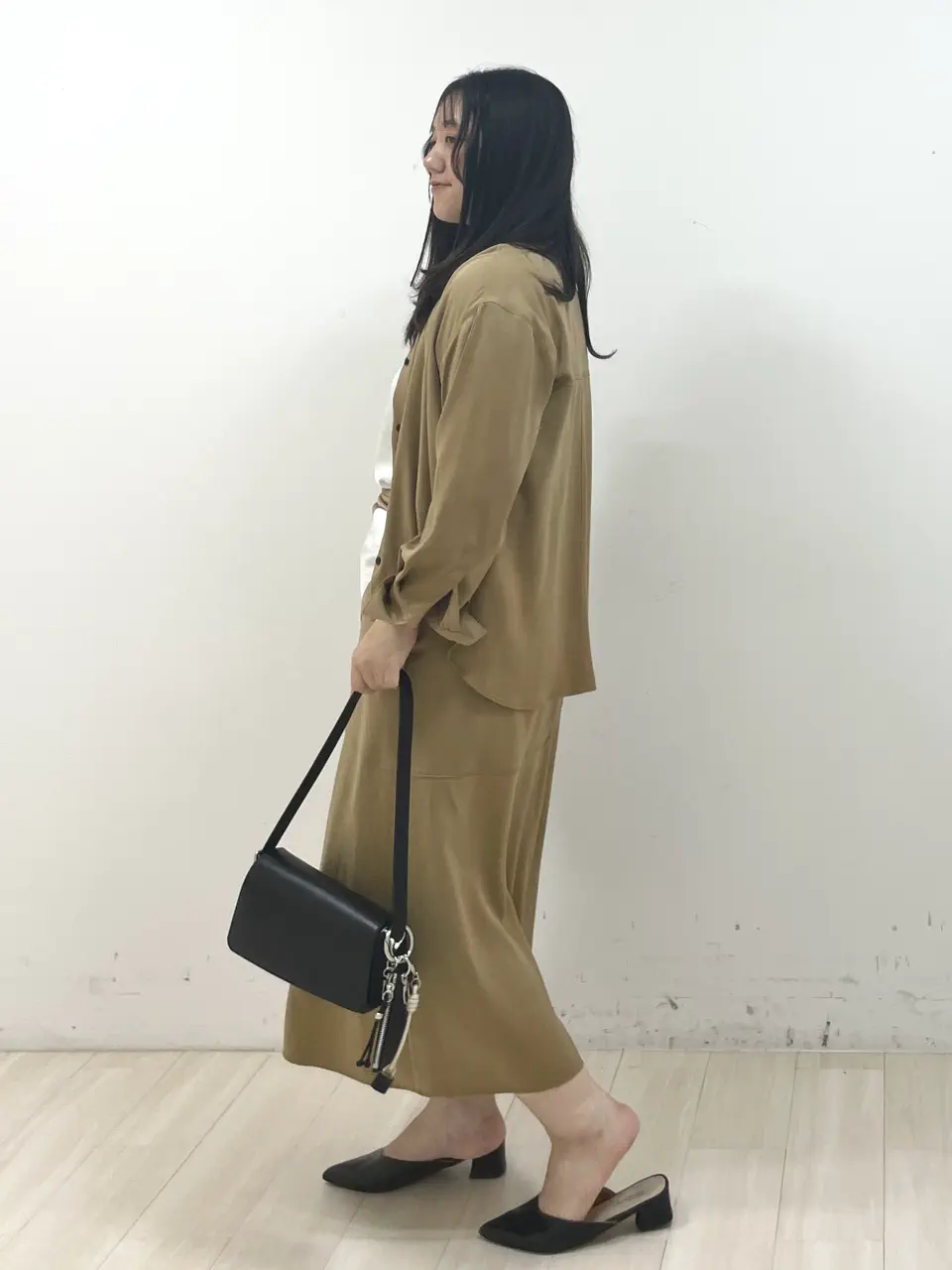 ONWARD CROSSET SELECT 森 コーディネート画像